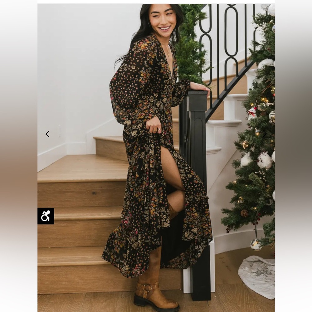 MAXI DRESS 🔥STUNNING🔥BOHO  Floral Black  Dress Bohme California SzS Price Firm!